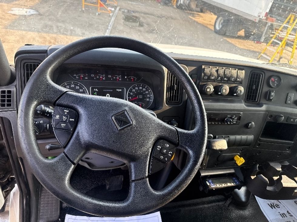 Refrigerated Truck-Light and Medium Duty Trucks-International-2021-MV607-Dallas-TX-128,287\n\t\tmiles-$ 72,250 - Image 18