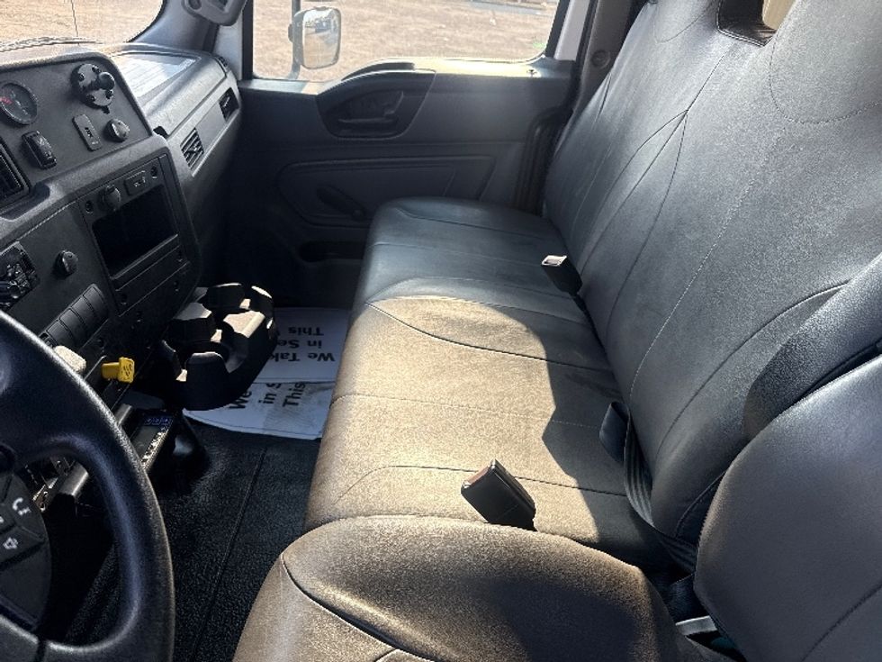 Refrigerated Truck-Light and Medium Duty Trucks-International-2021-MV607-Dallas-TX-128,287\n\t\tmiles-$ 72,250 - Image 19