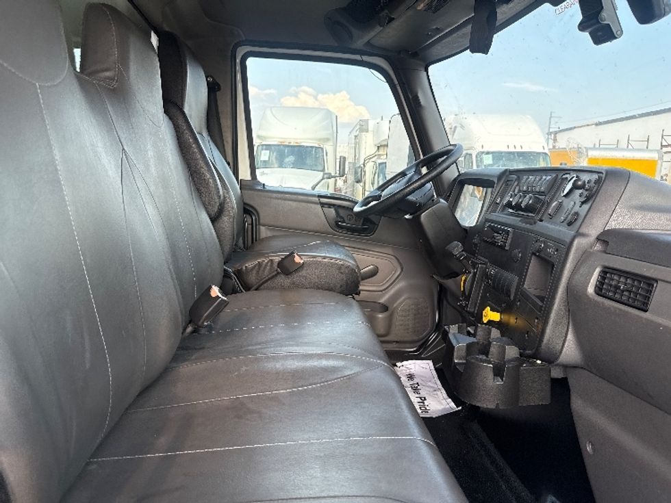 Refrigerated Truck-Light and Medium Duty Trucks-International-2021-MV607-Dallas-TX-128,287\n\t\tmiles-$ 72,250 - Image 22