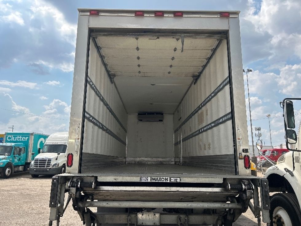 Refrigerated Truck-Light and Medium Duty Trucks-International-2021-MV607-Dallas-TX-128,287\n\t\tmiles-$ 72,250 - Image 8