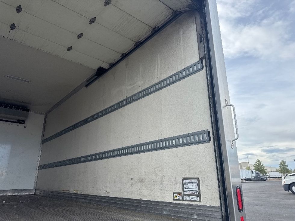 Refrigerated Truck-Light and Medium Duty Trucks-International-2021-MV607-Denver-CO-97,075\n\t\tmiles-$ 64,250 - Image 11