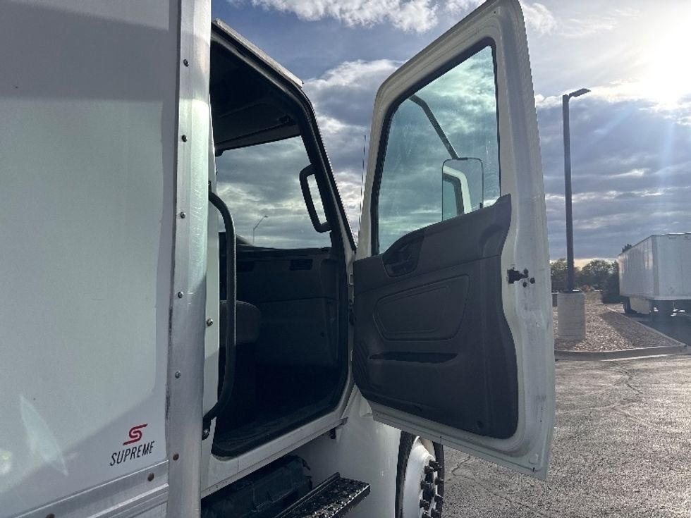 Refrigerated Truck-Light and Medium Duty Trucks-International-2021-MV607-Denver-CO-97,075\n\t\tmiles-$ 64,250 - Image 19