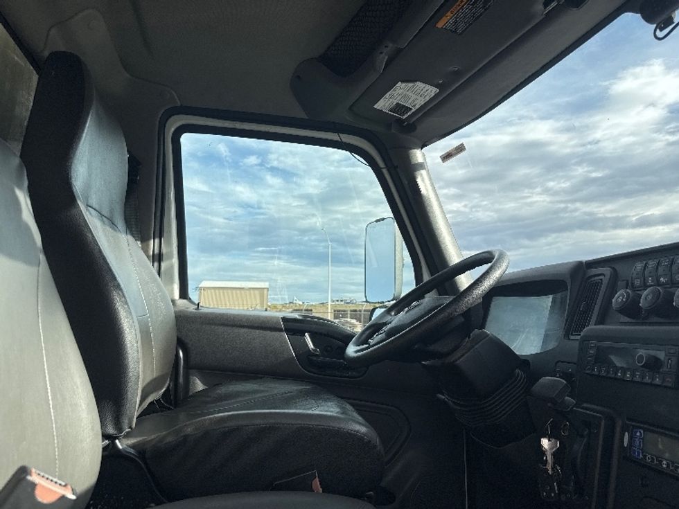Refrigerated Truck-Light and Medium Duty Trucks-International-2021-MV607-Denver-CO-97,075\n\t\tmiles-$ 64,250 - Image 21
