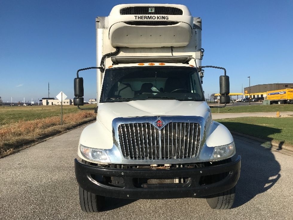 Refrigerated Truck-Light and Medium Duty Trucks-International-2021-MV607-Evansville-IN-126,163\n\t\tmiles-$ 63,000 - Image 2