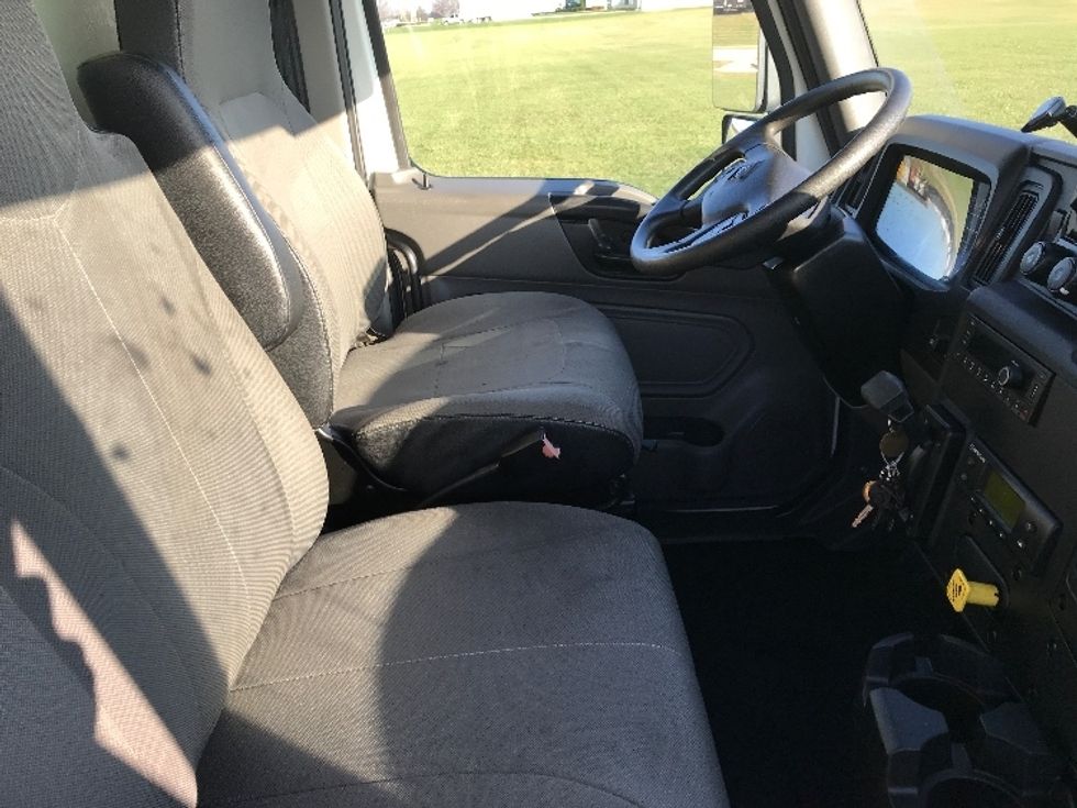 Refrigerated Truck-Light and Medium Duty Trucks-International-2021-MV607-Evansville-IN-126,163\n\t\tmiles-$ 63,000 - Image 20