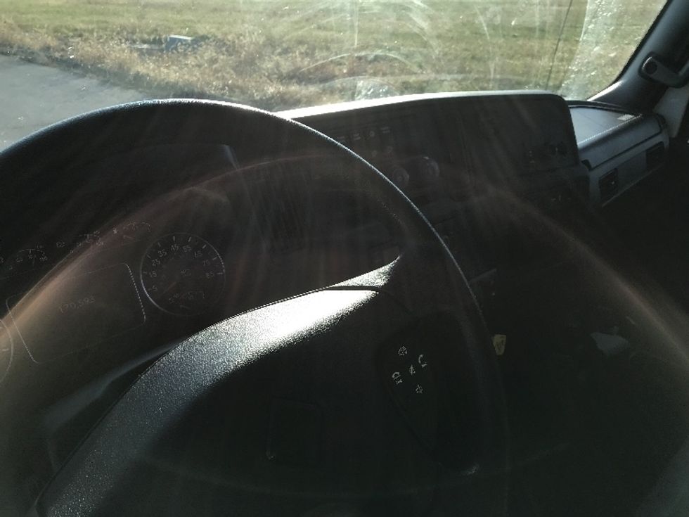 Refrigerated Truck-Light and Medium Duty Trucks-International-2021-MV607-Evansville-IN-170,593\n\t\tmiles-$ 56,250 - Image 15