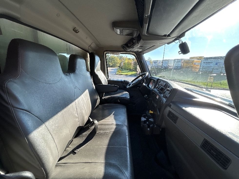 Refrigerated Truck-Light and Medium Duty Trucks-International-2021-MV607-Fitchburg-MA-194,067\n\t\tmiles-$ 54,750 - Image 21