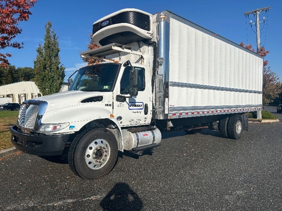 Refrigerated Truck-Light and Medium Duty Trucks-International-2021-MV607-Fitchburg-MA-194,067\n\t\tmiles-$ 54,750 - Image 3