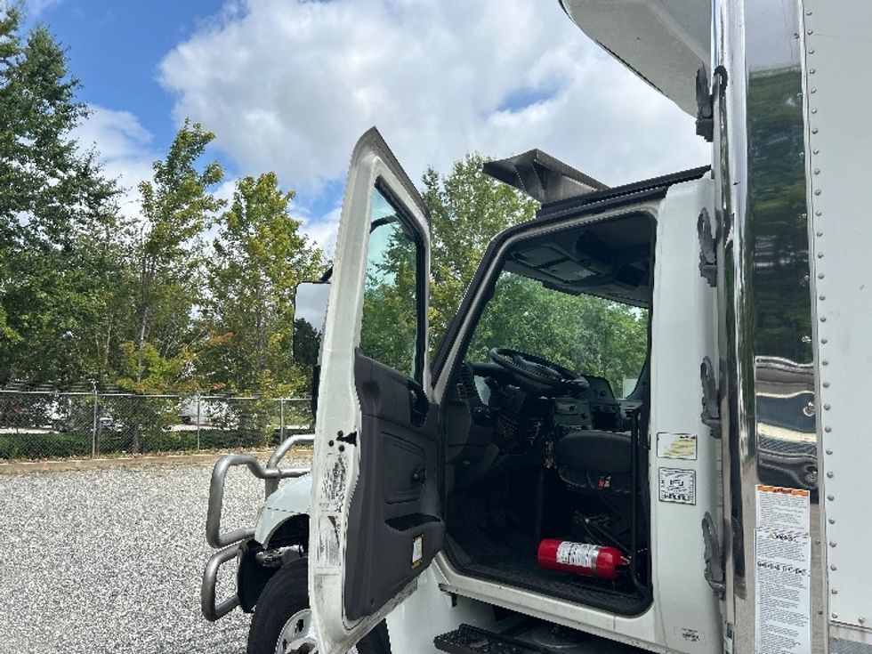 Refrigerated Truck-Light and Medium Duty Trucks-International-2021-MV607-Forest Park-GA-383,098\n\t\tmiles-$ 24,500 - Image 15