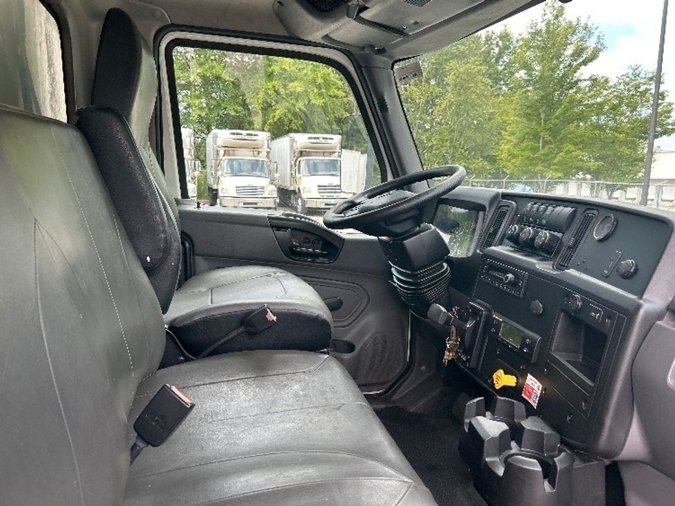 Refrigerated Truck-Light and Medium Duty Trucks-International-2021-MV607-Forest Park-GA-383,098\n\t\tmiles-$ 24,500 - Image 21
