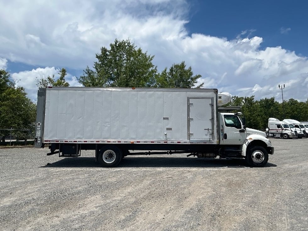 Refrigerated Truck-Light and Medium Duty Trucks-International-2021-MV607-Forest Park-GA-86,243\n\t\tmiles-$ 65,750 - Image 15