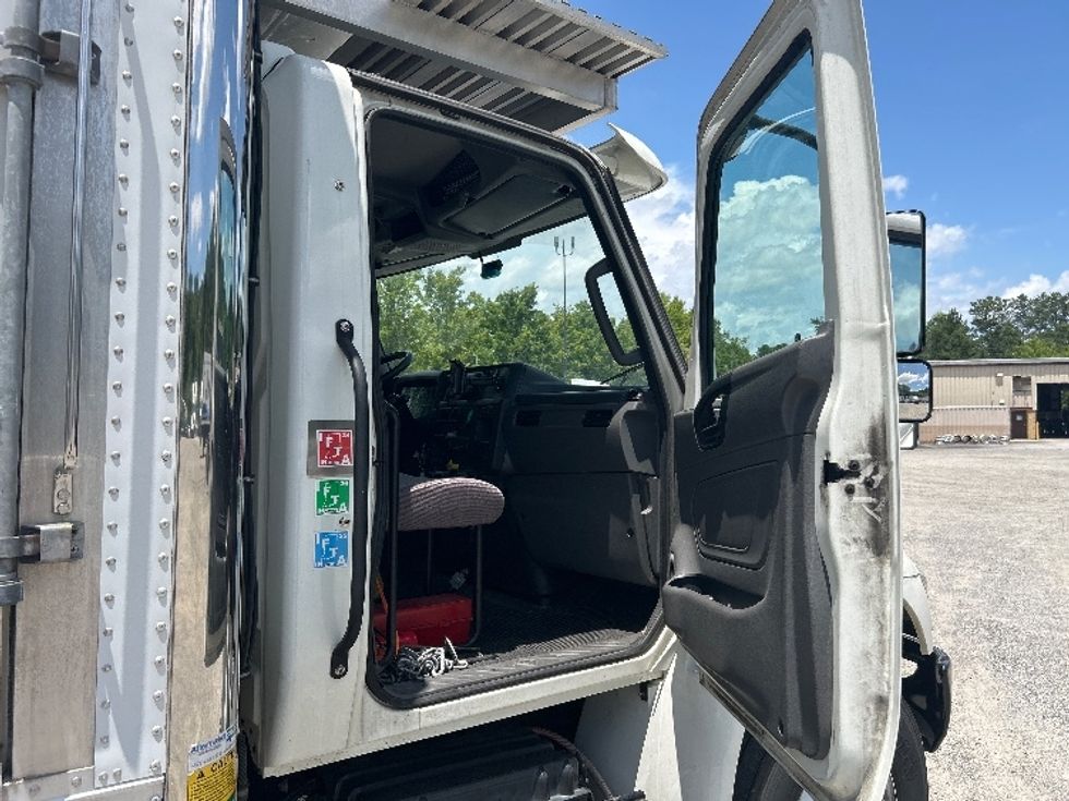Refrigerated Truck-Light and Medium Duty Trucks-International-2021-MV607-Forest Park-GA-86,243\n\t\tmiles-$ 65,750 - Image 20