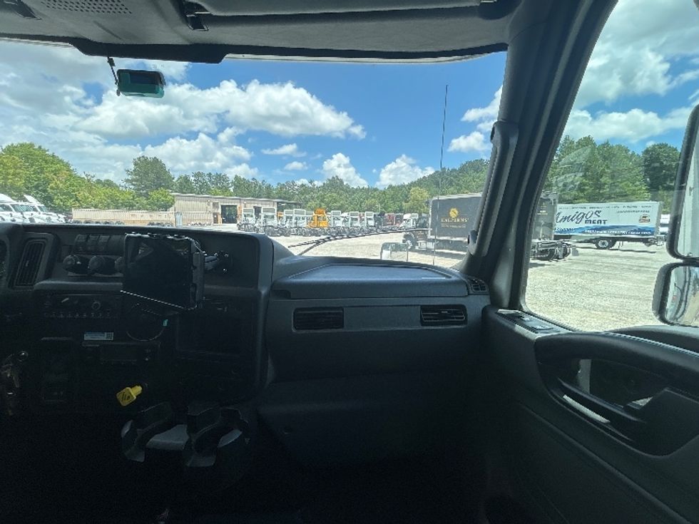 Refrigerated Truck-Light and Medium Duty Trucks-International-2021-MV607-Forest Park-GA-86,243\n\t\tmiles-$ 65,750 - Image 21