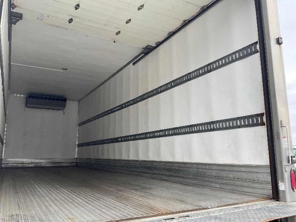 Refrigerated Truck-Light and Medium Duty Trucks-International-2021-MV607-Fort Wayne-IN-389,915\n\t\tmiles-$ 29,750 - Image 12