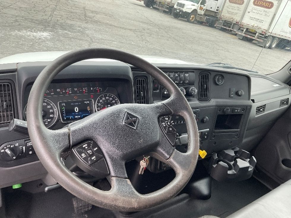 Refrigerated Truck-Light and Medium Duty Trucks-International-2021-MV607-Fort Wayne-IN-389,915\n\t\tmiles-$ 29,750 - Image 17