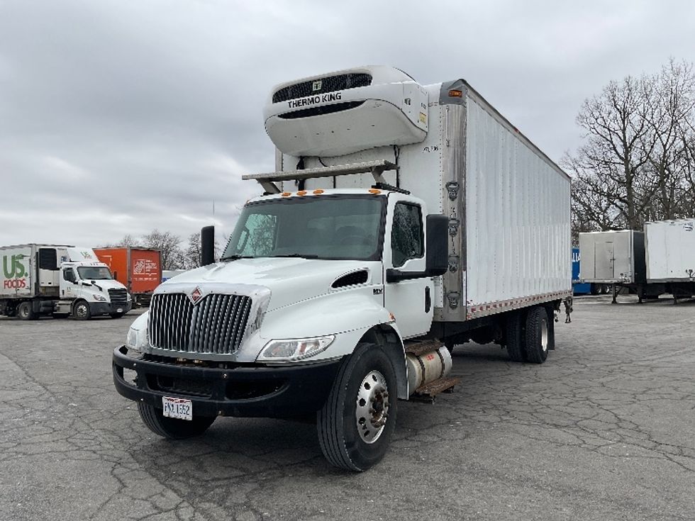 Refrigerated Truck-Light and Medium Duty Trucks-International-2021-MV607-Fort Wayne-IN-389,915\n\t\tmiles-$ 29,750 - Image 3