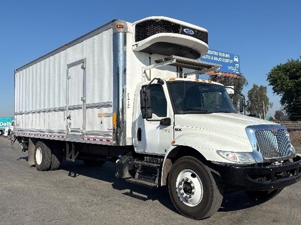 Refrigerated Truck-Light and Medium Duty Trucks-International-2021-MV607-Fresno-CA-109,107\n\t\tmiles-$ 73,750 - Image 1