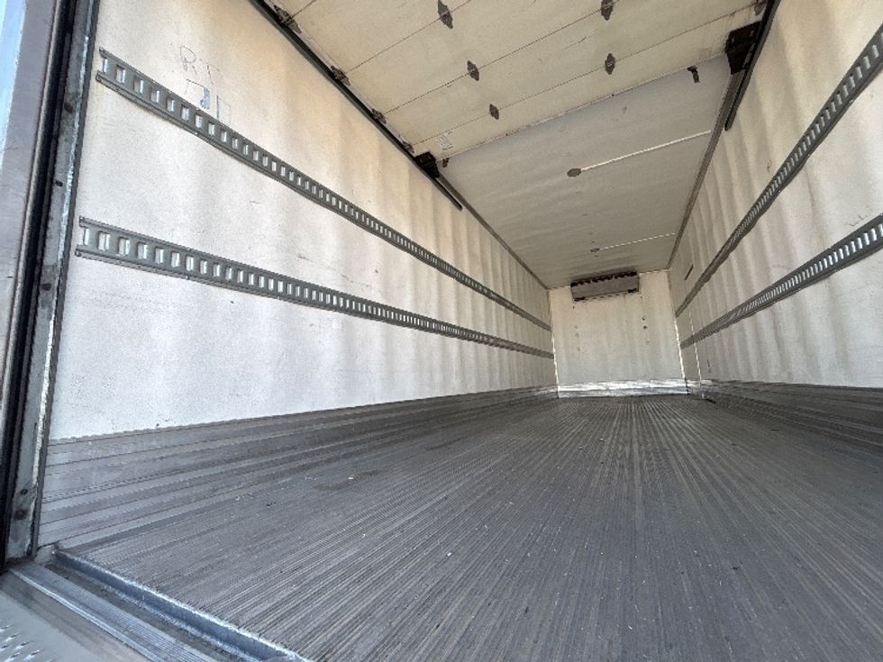 Refrigerated Truck-Light and Medium Duty Trucks-International-2021-MV607-Fresno-CA-109,107\n\t\tmiles-$ 73,750 - Image 11