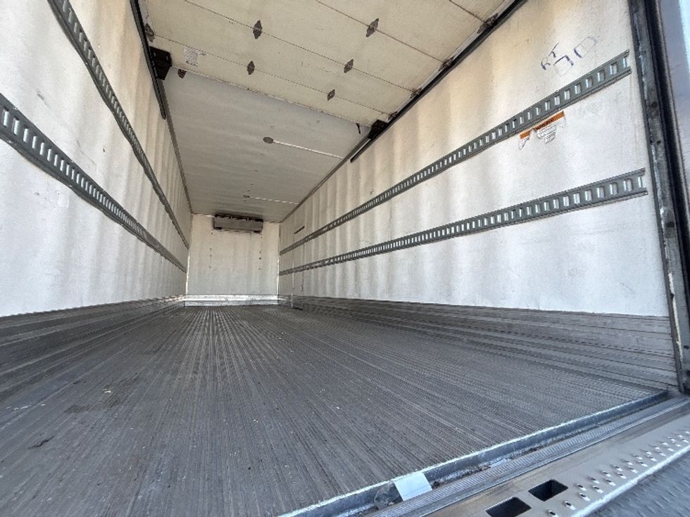 Refrigerated Truck-Light and Medium Duty Trucks-International-2021-MV607-Fresno-CA-109,107\n\t\tmiles-$ 73,750 - Image 12