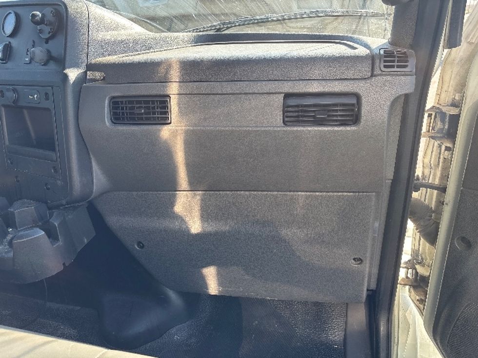 Refrigerated Truck-Light and Medium Duty Trucks-International-2021-MV607-Fresno-CA-109,107\n\t\tmiles-$ 73,750 - Image 21