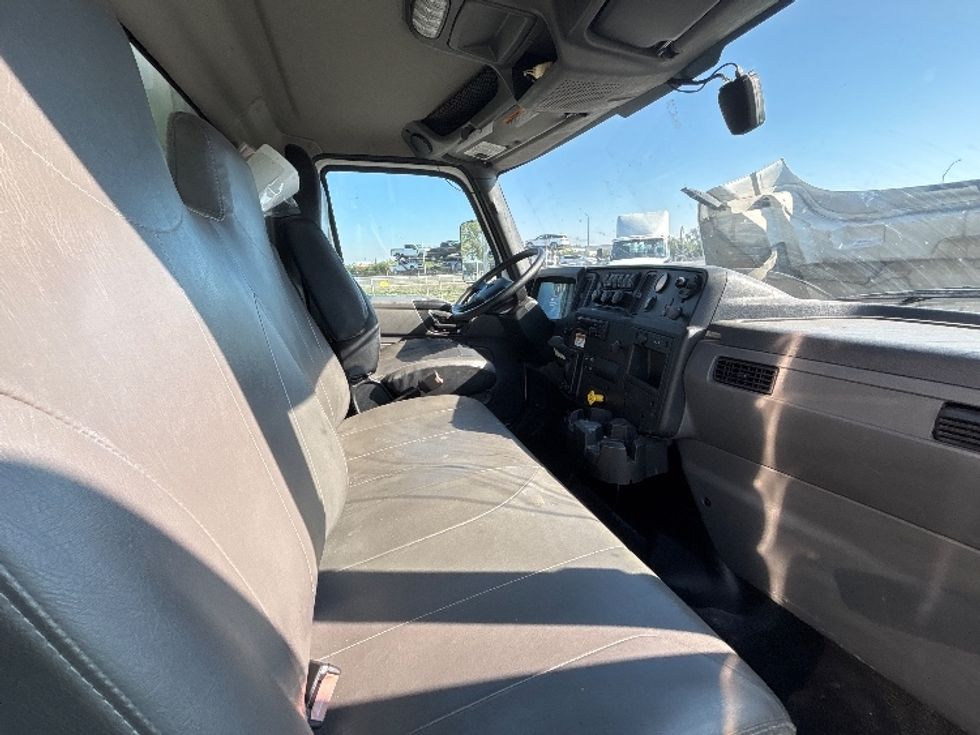 Refrigerated Truck-Light and Medium Duty Trucks-International-2021-MV607-Fresno-CA-109,107\n\t\tmiles-$ 73,750 - Image 22