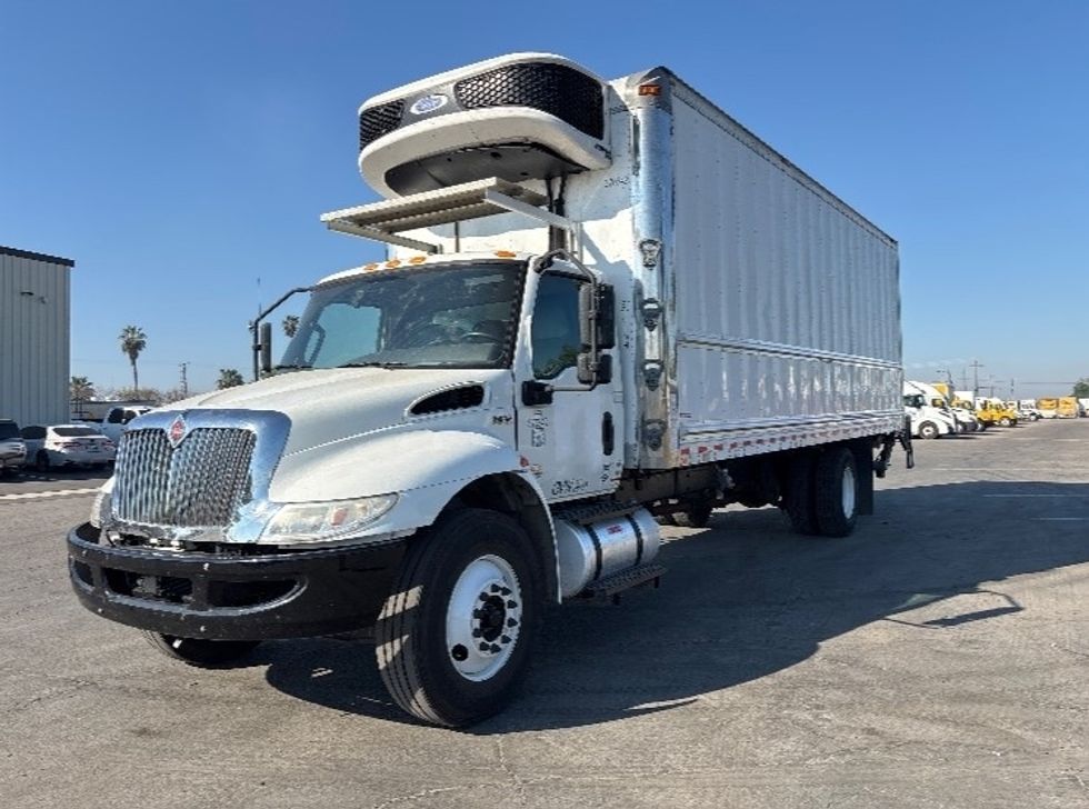 Refrigerated Truck-Light and Medium Duty Trucks-International-2021-MV607-Fresno-CA-109,107\n\t\tmiles-$ 73,750 - Image 3