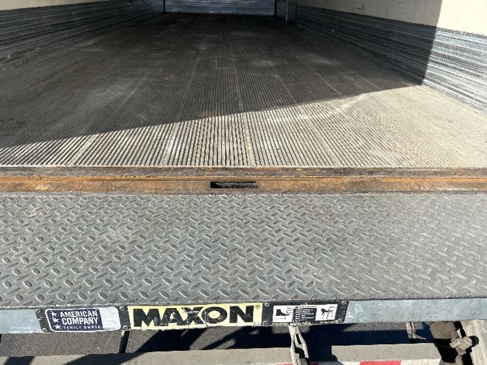 Refrigerated Truck-Light and Medium Duty Trucks-International-2021-MV607-Fresno-CA-123,771\n\t\tmiles-$ 72,000 - Image 10