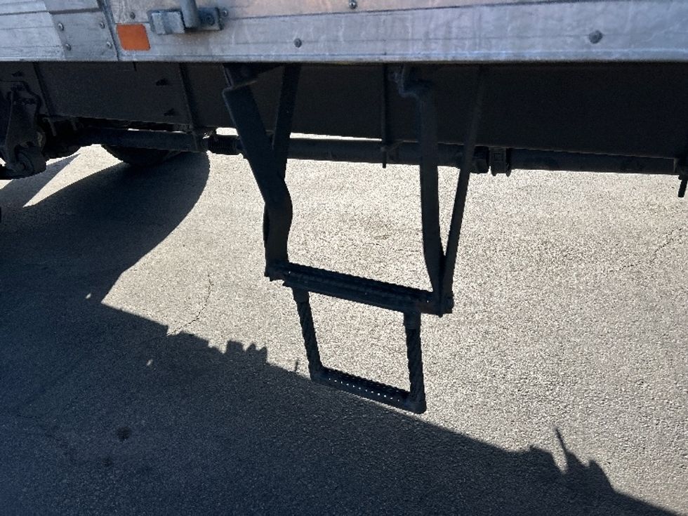 Refrigerated Truck-Light and Medium Duty Trucks-International-2021-MV607-Fresno-CA-123,771\n\t\tmiles-$ 72,000 - Image 26