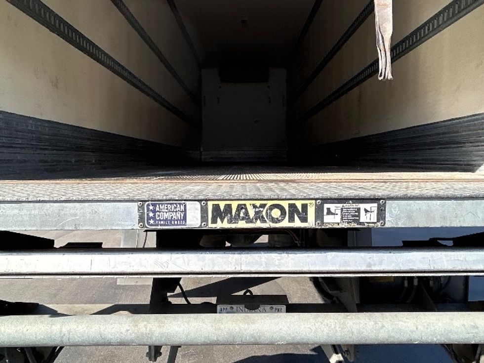 Refrigerated Truck-Light and Medium Duty Trucks-International-2021-MV607-Fresno-CA-123,771\n\t\tmiles-$ 72,000 - Image 8