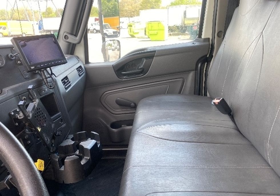 Refrigerated Truck-Light and Medium Duty Trucks-International-2021-MV607-Greensboro-NC-258,665\n\t\tmiles-$ 37,000 - Image 18