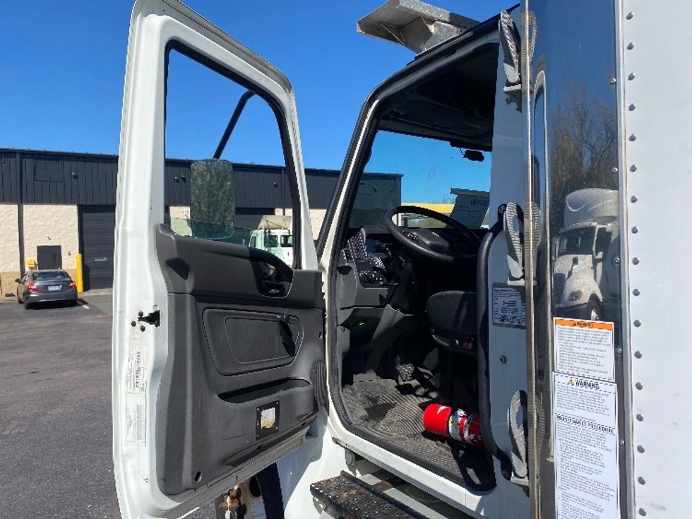 Refrigerated Truck-Light and Medium Duty Trucks-International-2021-MV607-Greensboro-NC-284,390\n\t\tmiles-$ 31,250 - Image 15