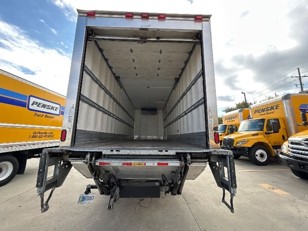 Refrigerated Truck-Light and Medium Duty Trucks-International-2021-MV607-Hammond-LA-214,814\n\t\tmiles-$ 57,000 - Image 8