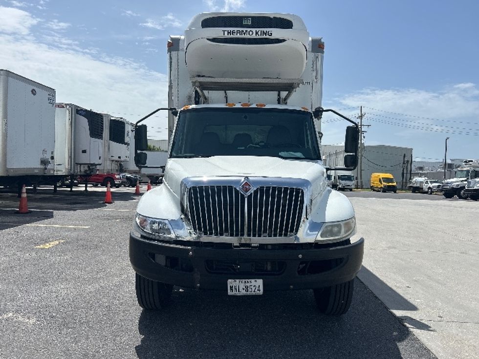 Refrigerated Truck-Light and Medium Duty Trucks-International-2021-MV607-Harahan-LA-196,427\n\t\tmiles-$ 63,750 - Image 2