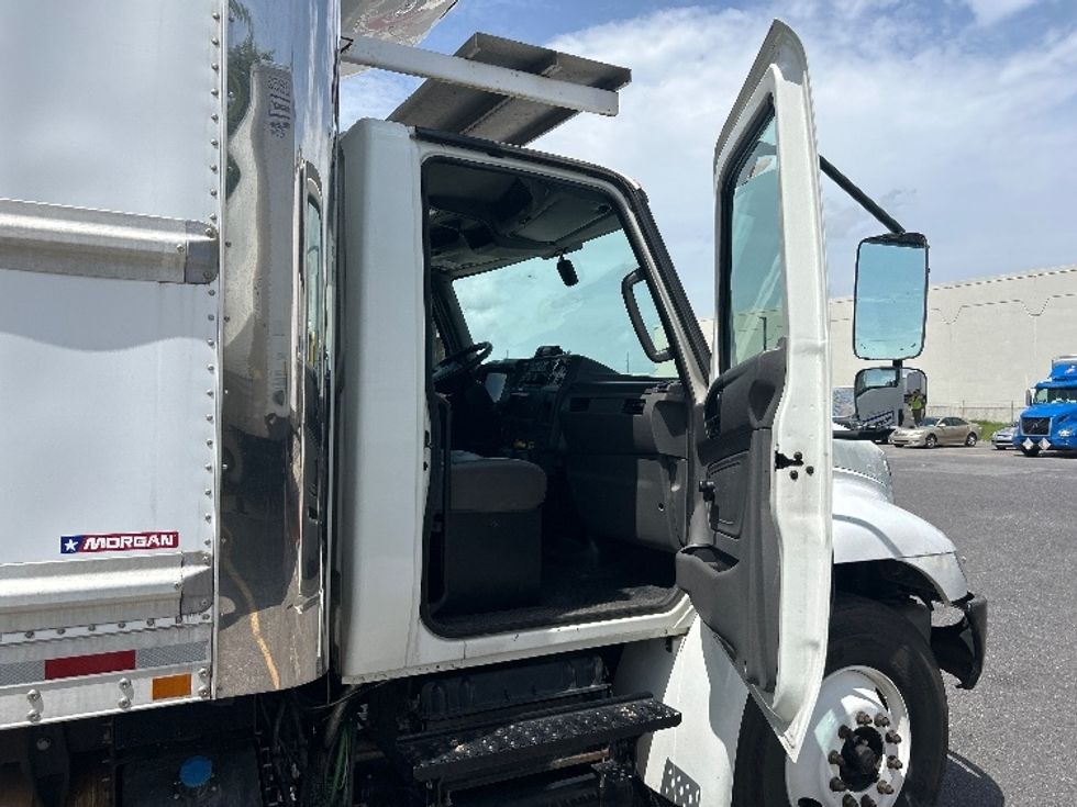 Refrigerated Truck-Light and Medium Duty Trucks-International-2021-MV607-Harahan-LA-196,427\n\t\tmiles-$ 63,750 - Image 20