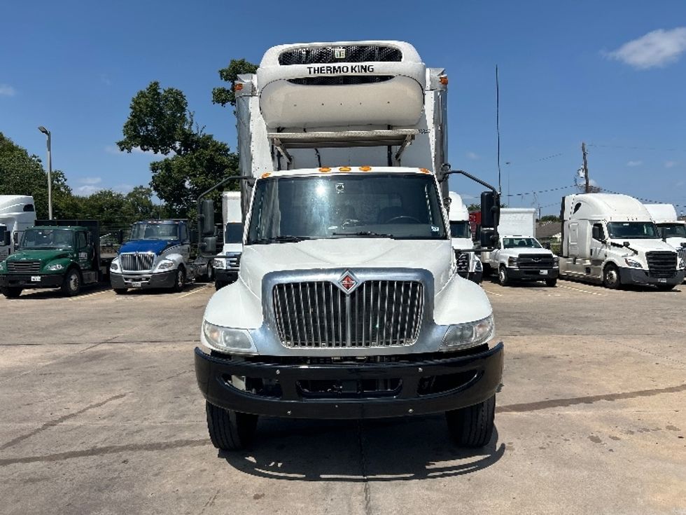 Refrigerated Truck-Light and Medium Duty Trucks-International-2021-MV607-Houston-TX-145,960\n\t\tmiles-$ 73,000 - Image 2