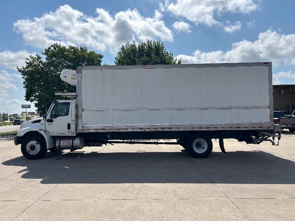 Refrigerated Truck-Light and Medium Duty Trucks-International-2021-MV607-Houston-TX-145,960\n\t\tmiles-$ 73,000 - Image 4