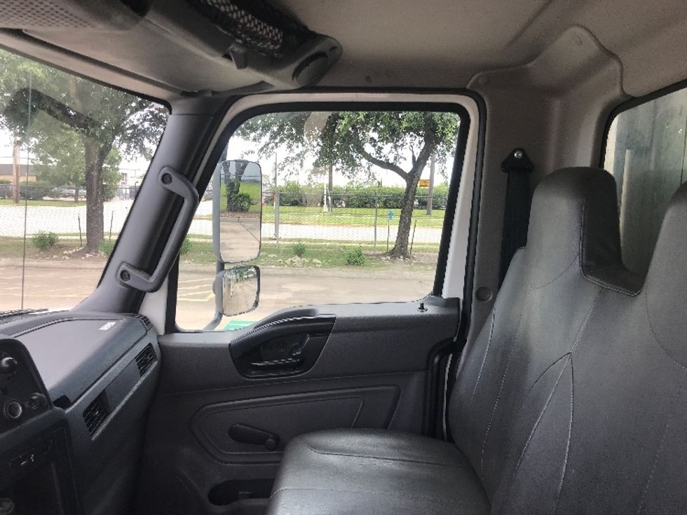 Refrigerated Truck-Light and Medium Duty Trucks-International-2021-MV607-Houston-TX-303,001\n\t\tmiles-$ 16,500 - Image 18