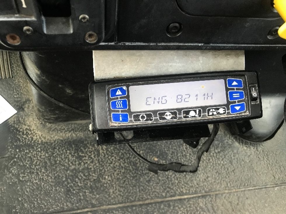 Refrigerated Truck-Light and Medium Duty Trucks-International-2021-MV607-Houston-TX-303,001\n\t\tmiles-$ 16,500 - Image 24
