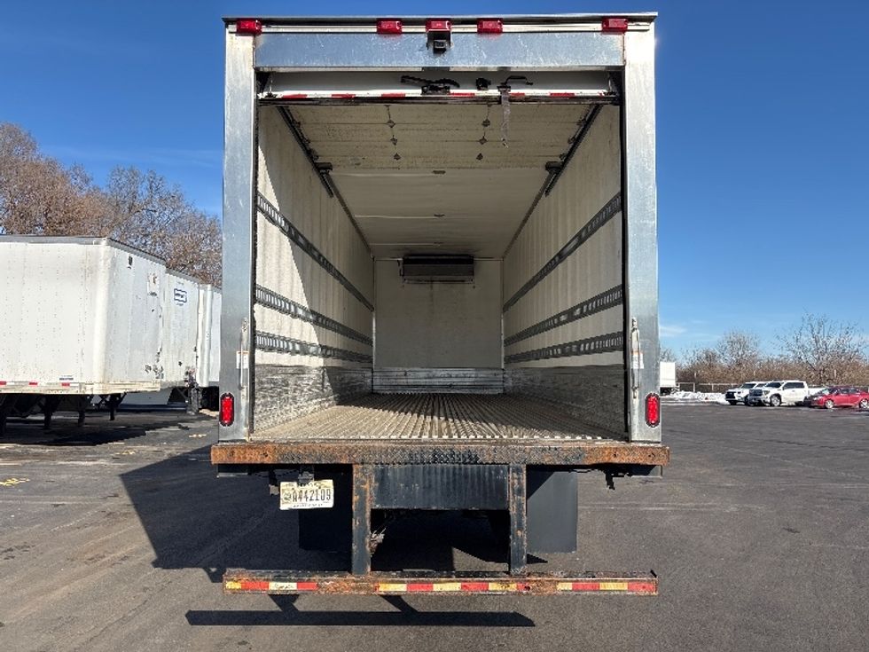 Refrigerated Truck-Light and Medium Duty Trucks-International-2021-MV607-Indianapolis-IN-260,737\n\t\tmiles-$ 33,250 - Image 8