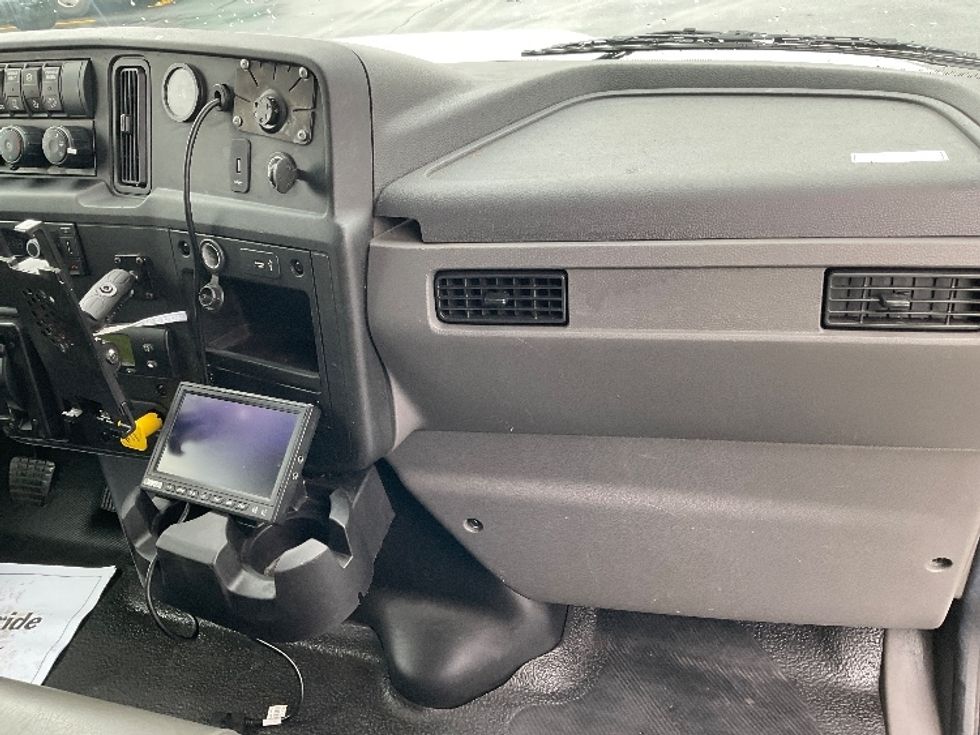 Refrigerated Truck-Light and Medium Duty Trucks-International-2021-MV607-Indianapolis-IN-388,876\n\t\tmiles-$ 22,500 - Image 19