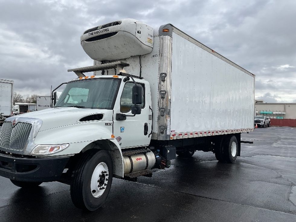 Refrigerated Truck-Light and Medium Duty Trucks-International-2021-MV607-Indianapolis-IN-388,876\n\t\tmiles-$ 22,500 - Image 3