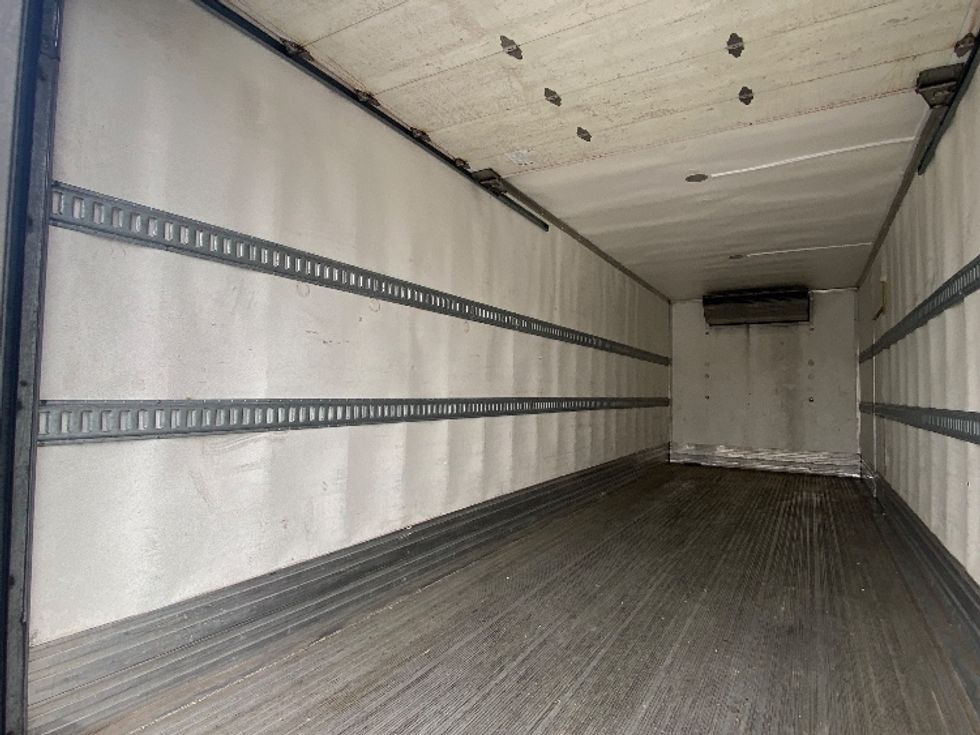 Refrigerated Truck-Light and Medium Duty Trucks-International-2021-MV607-Jessup-MD-172,643\n\t\tmiles-$ 64,250 - Image 11