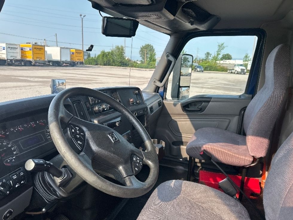 Refrigerated Truck-Light and Medium Duty Trucks-International-2021-MV607-Kentwood-MI-290,691\n\t\tmiles-$ 36,500 - Image 17