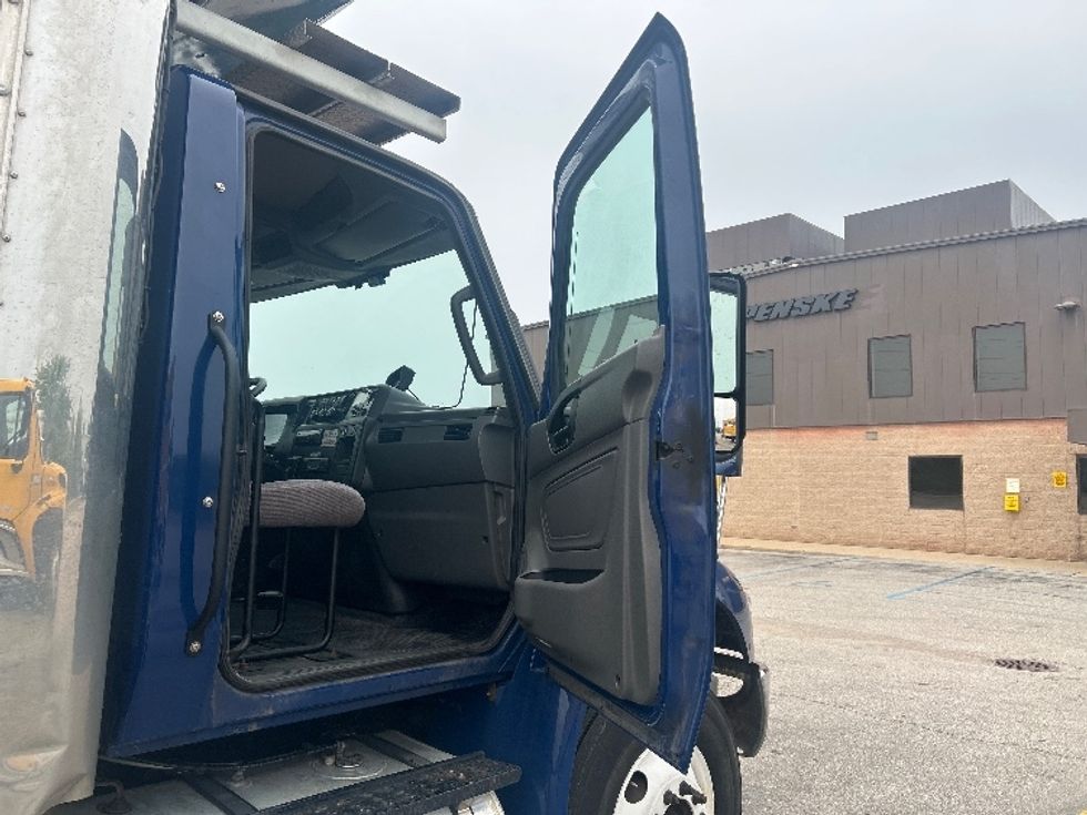 Refrigerated Truck-Light and Medium Duty Trucks-International-2021-MV607-Kentwood-MI-312,442\n\t\tmiles-$ 33,250 - Image 19