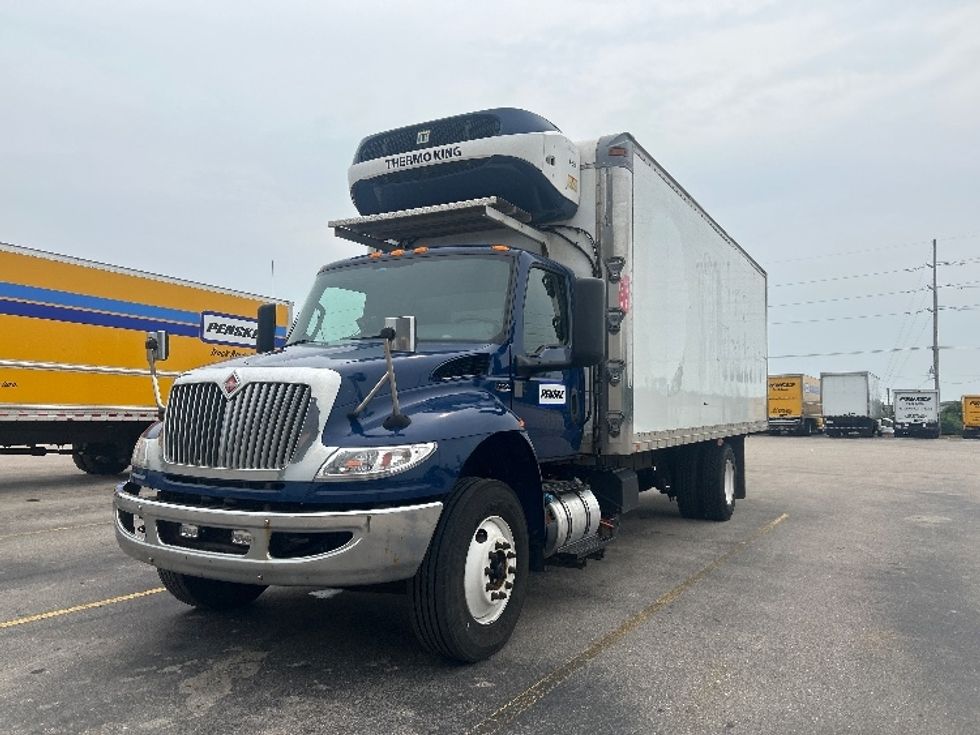 Refrigerated Truck-Light and Medium Duty Trucks-International-2021-MV607-Kentwood-MI-312,442\n\t\tmiles-$ 33,250 - Image 3