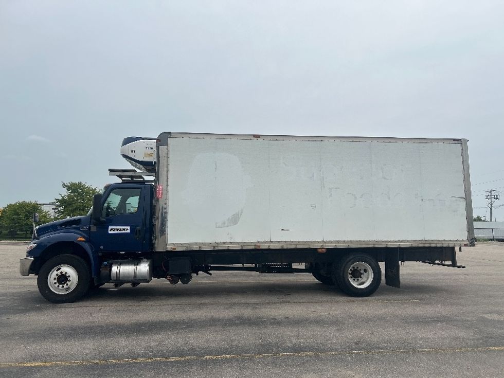 Refrigerated Truck-Light and Medium Duty Trucks-International-2021-MV607-Kentwood-MI-312,442\n\t\tmiles-$ 33,250 - Image 4