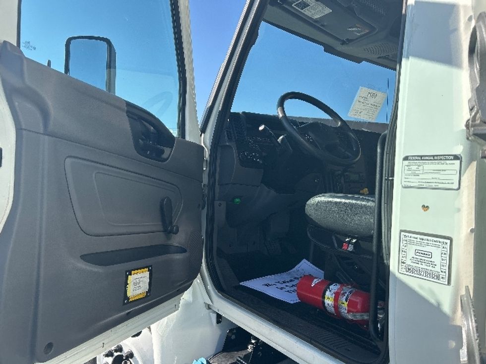 Refrigerated Truck-Light and Medium Duty Trucks-International-2021-MV607-Las Vegas-NV-130,871\n\t\tmiles-$ 69,250 - Image 16