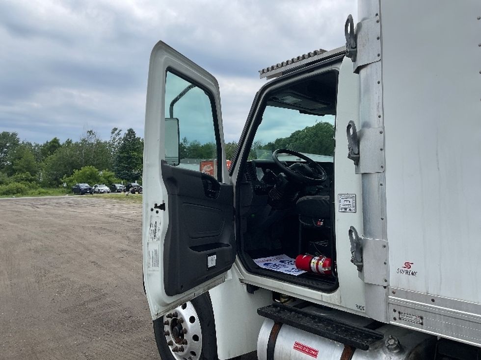 Refrigerated Truck-Light and Medium Duty Trucks-International-2021-MV607-Londonderry-NH-223,586\n\t\tmiles-$ 55,250 - Image 16