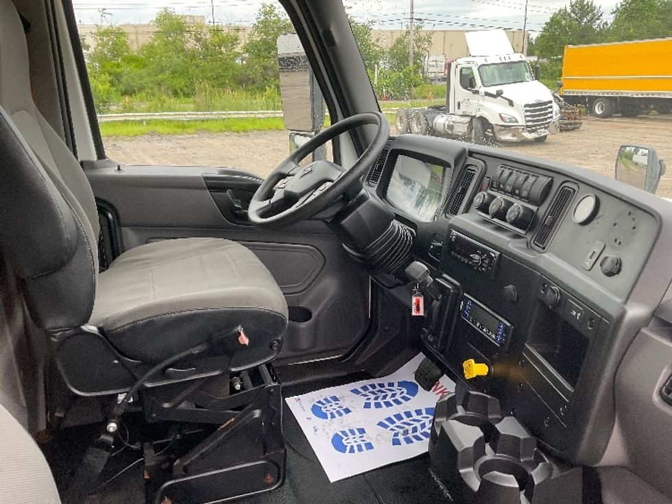 Refrigerated Truck-Light and Medium Duty Trucks-International-2021-MV607-Londonderry-NH-223,586\n\t\tmiles-$ 55,250 - Image 22