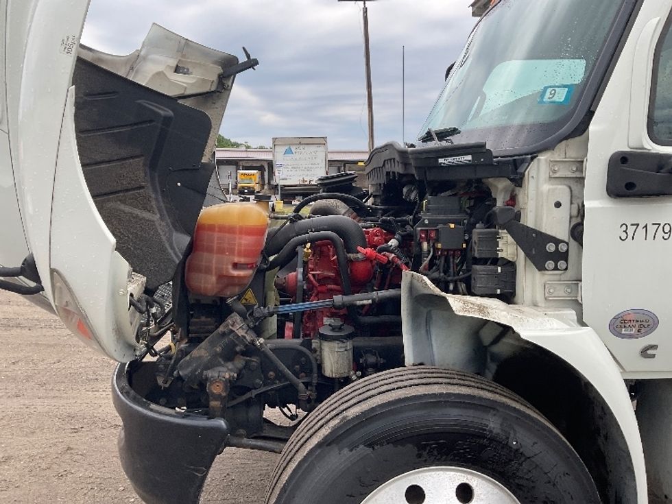 Refrigerated Truck-Light and Medium Duty Trucks-International-2021-MV607-Londonderry-NH-223,586\n\t\tmiles-$ 55,250 - Image 24